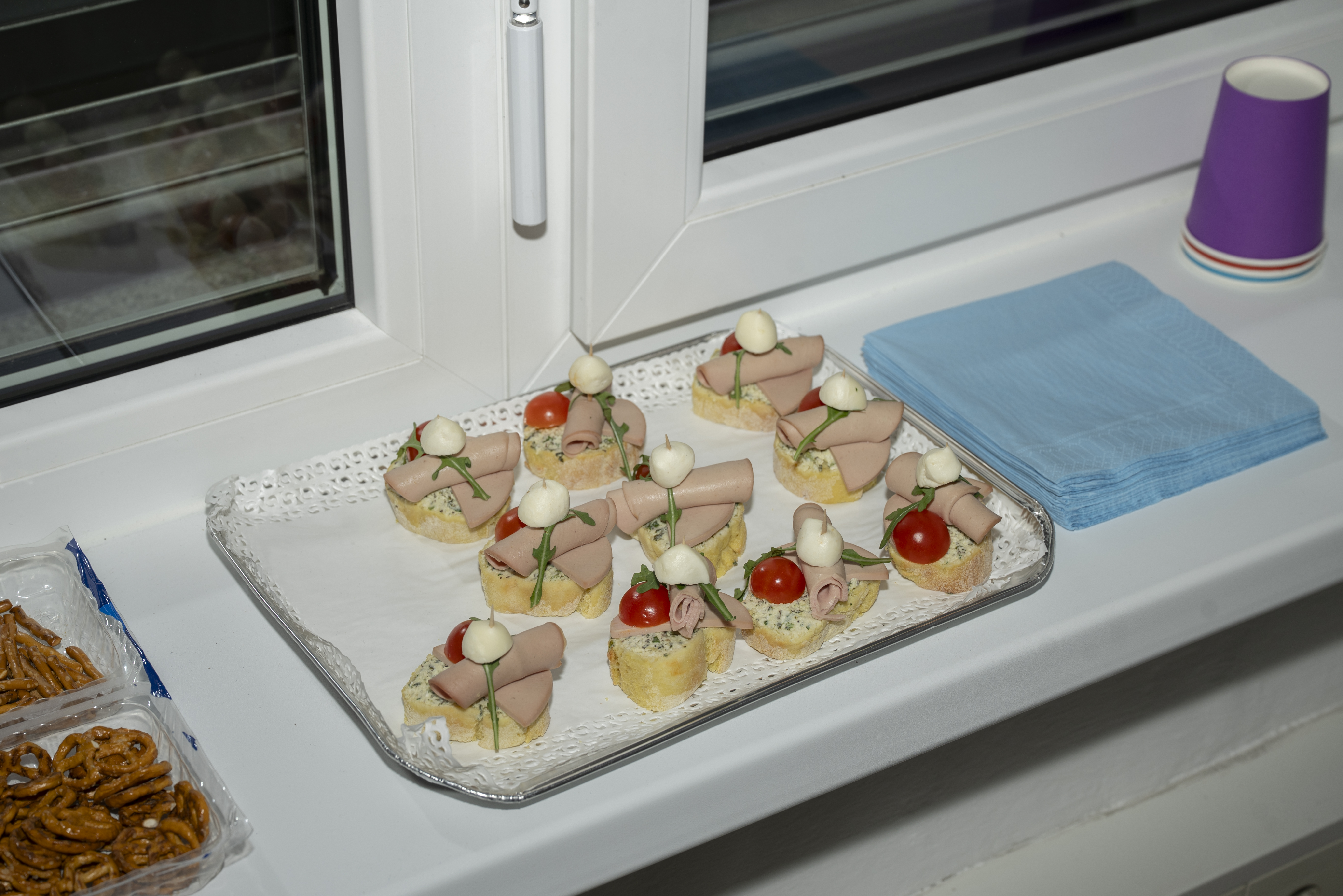 Skrivnostni kanapejčki??